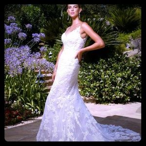 Casablanca 1975	 Wedding Dress (WHITE)